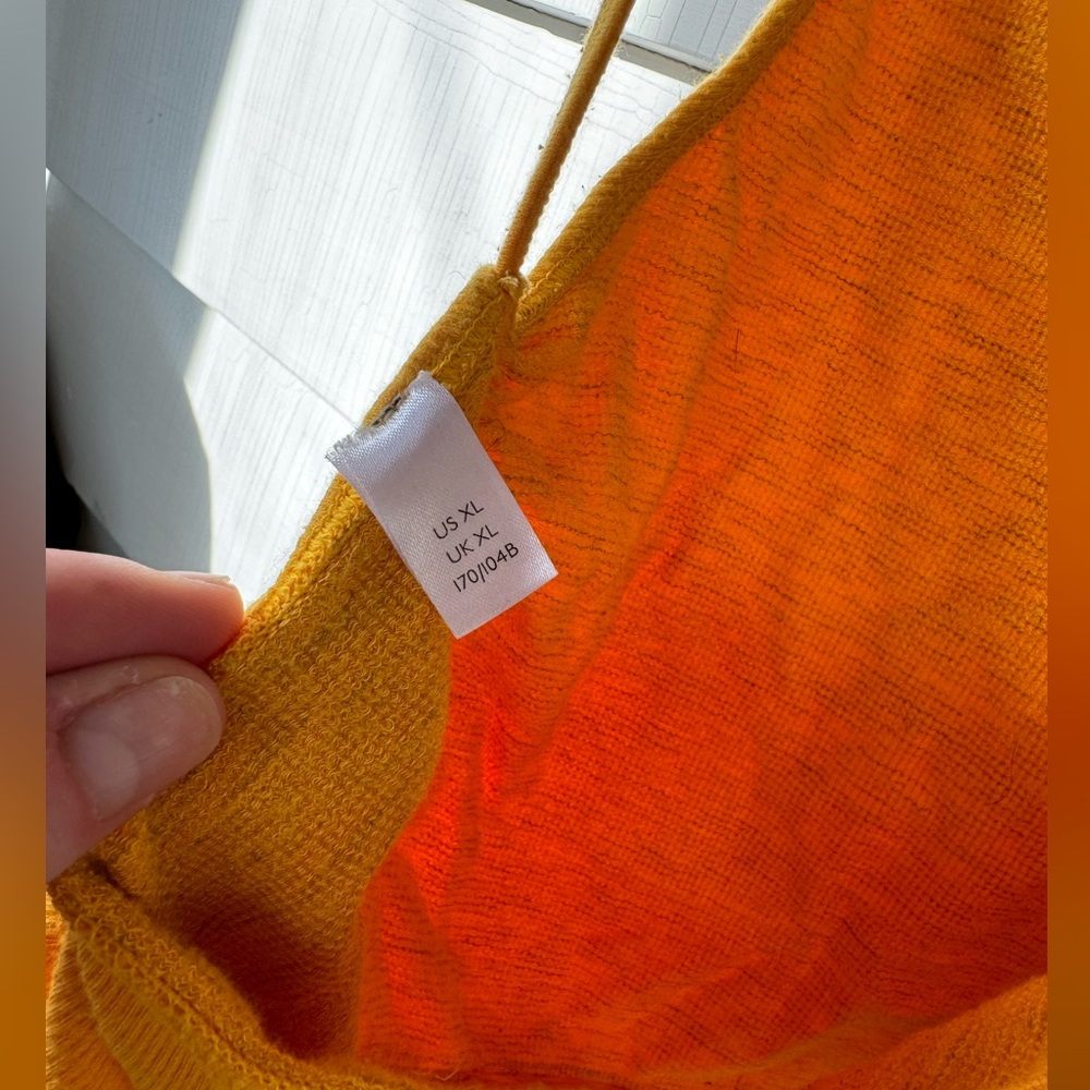 Yellow Tank Top - Picture 4 of 4
